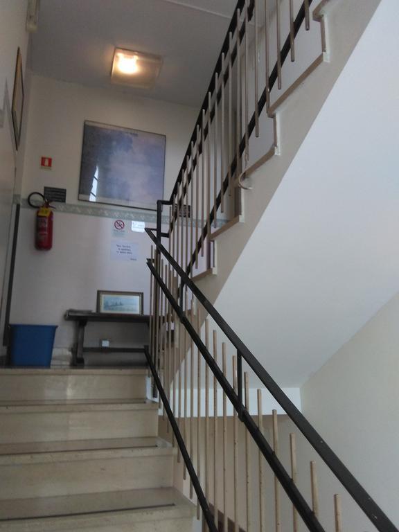 Hotel Parini Cesano Boscone Exterior photo